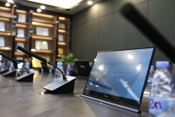 無紙化會(huì)議系統(tǒng)1.jpg 無紙化會(huì)議系統(tǒng)1.jpg