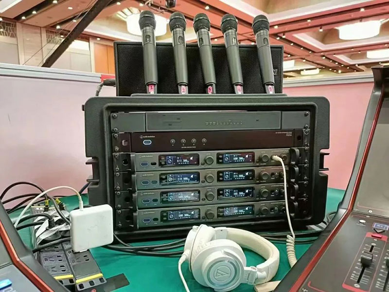 鐵三角5000系列無線系統設備照片2 鐵三角5000系列無線系統設備照片2